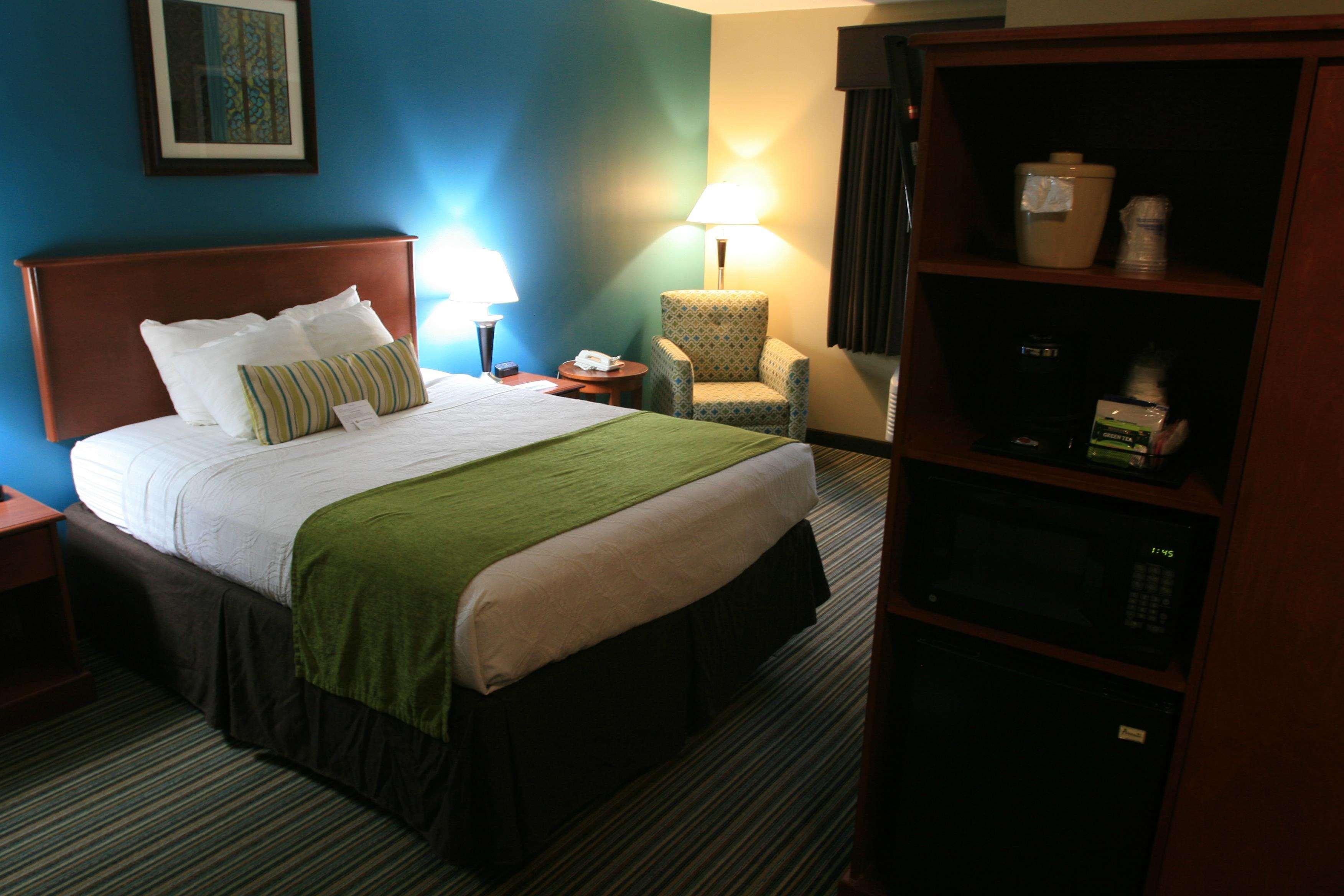 Best Western Plus Traverse City Exterior foto